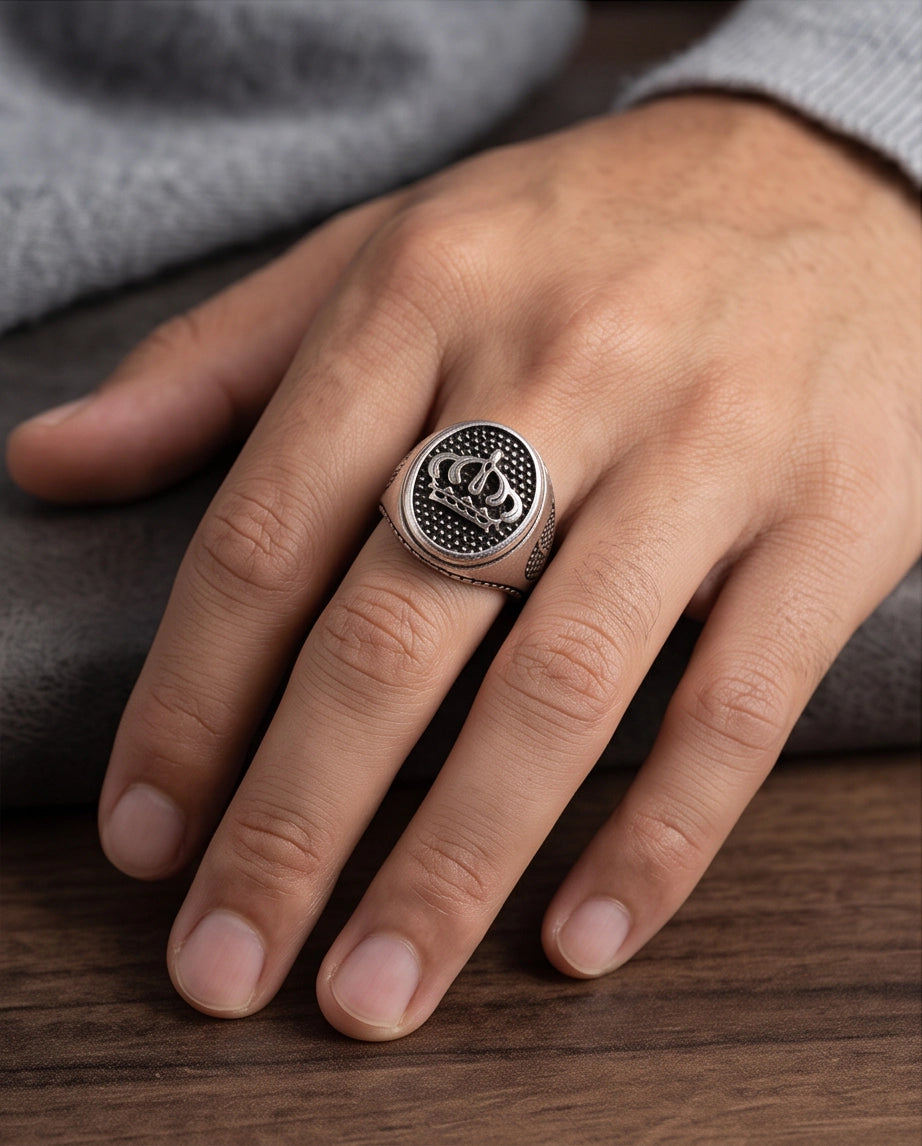 Royal Crest Stippled Signet Silver Ring