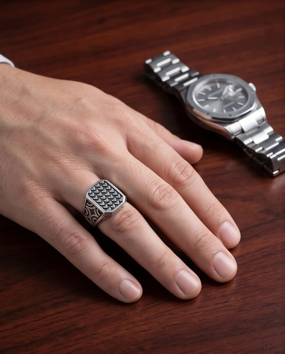 Vintage Sterling Silver Micro-Heart Lattice Signet Ring
