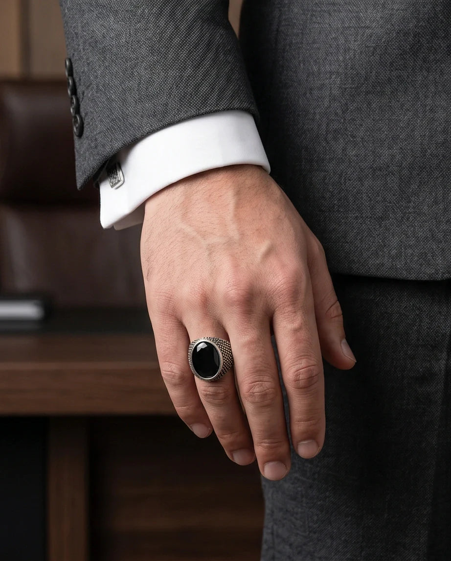 Imperial Onyx Mesh Signet Ring