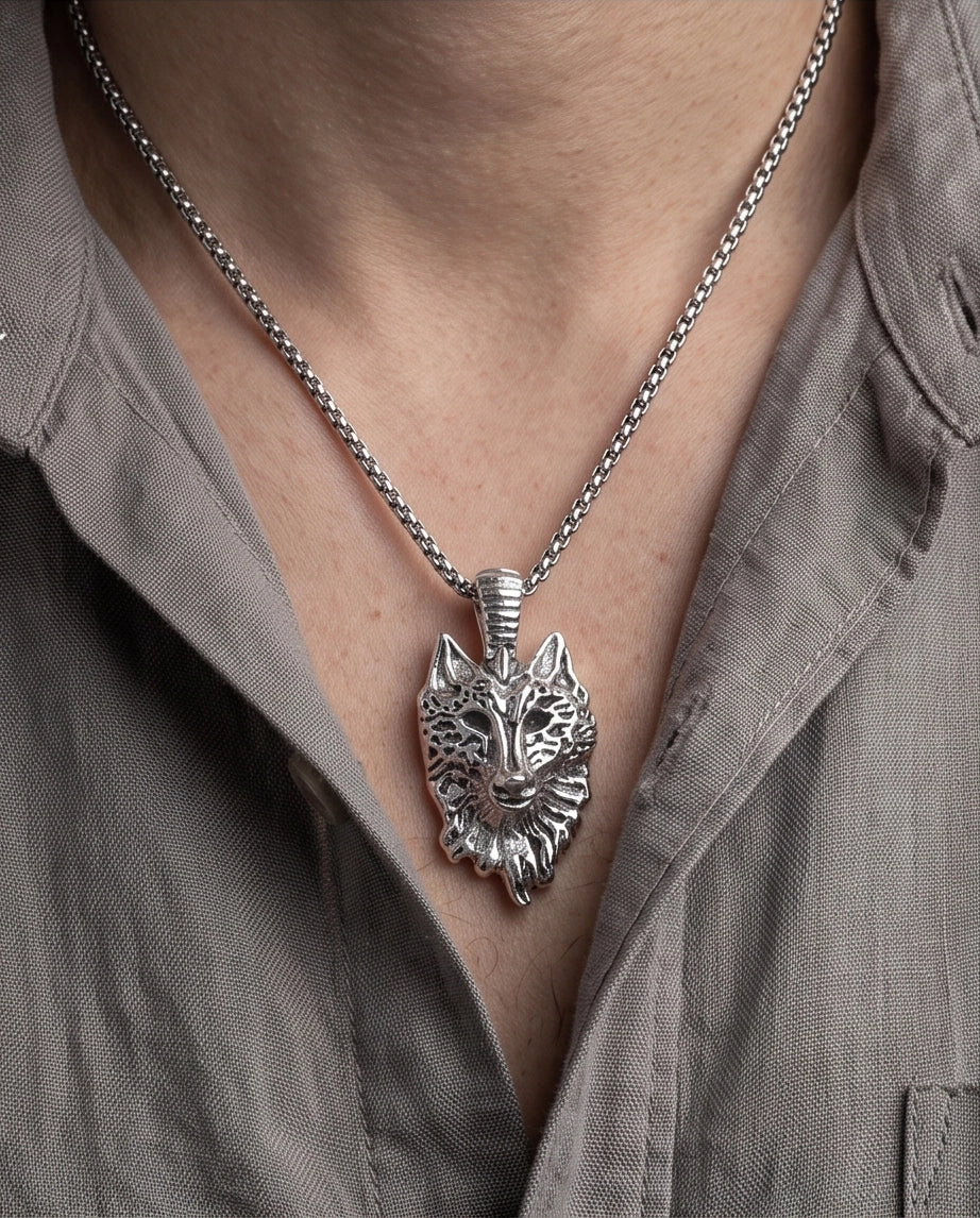 Silver Sculpted Wolf Head Pendant Necklace