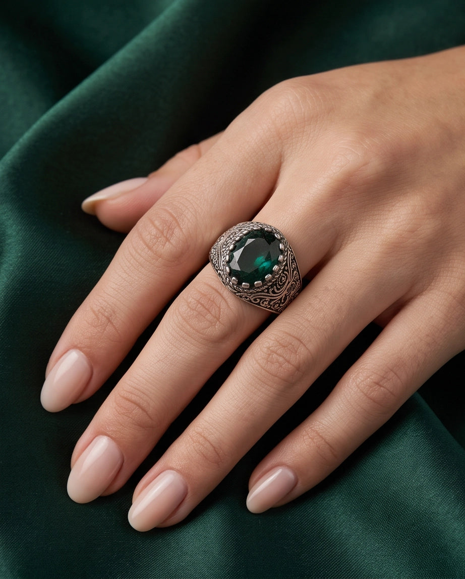 Deep Emerald Oval-Cut Gemstone Ornate Filigree Silver Ring