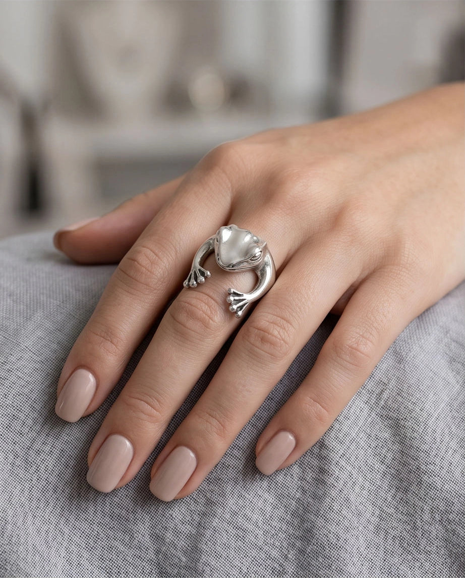 Silver Sculpted Frog Wrap Ring