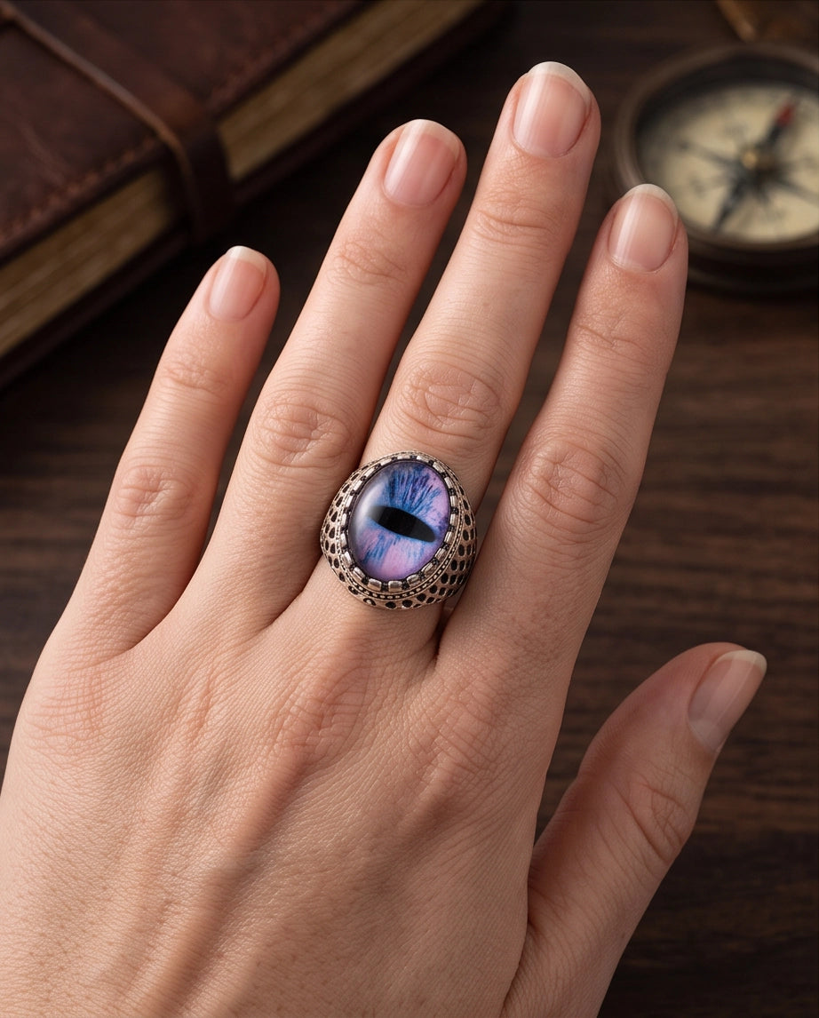 Purple-Blue Slit-Pupil Dragon-Eye Honeycomb-Band Silver Ring