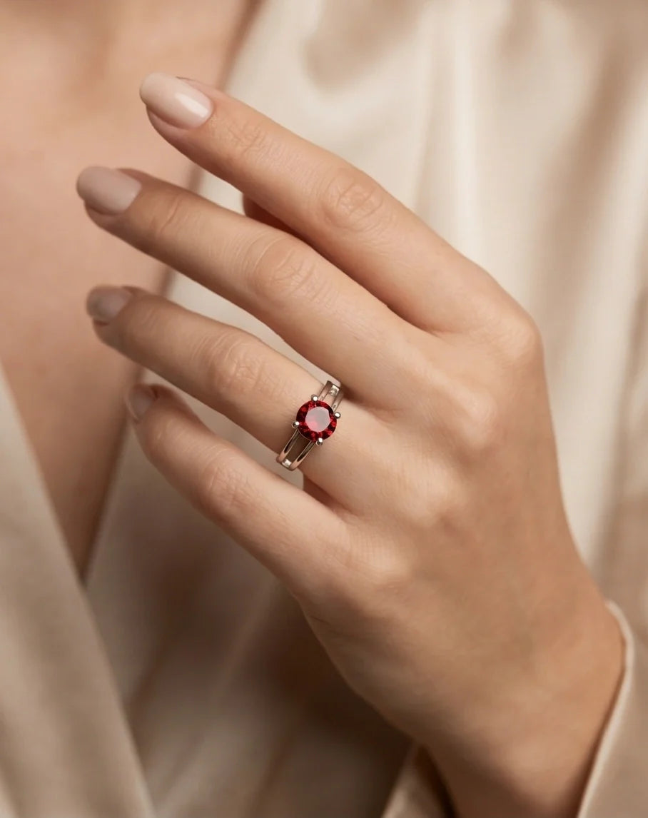 Sterling Silver Round-Cut Split Shank Garnet Red Solitaire Ring