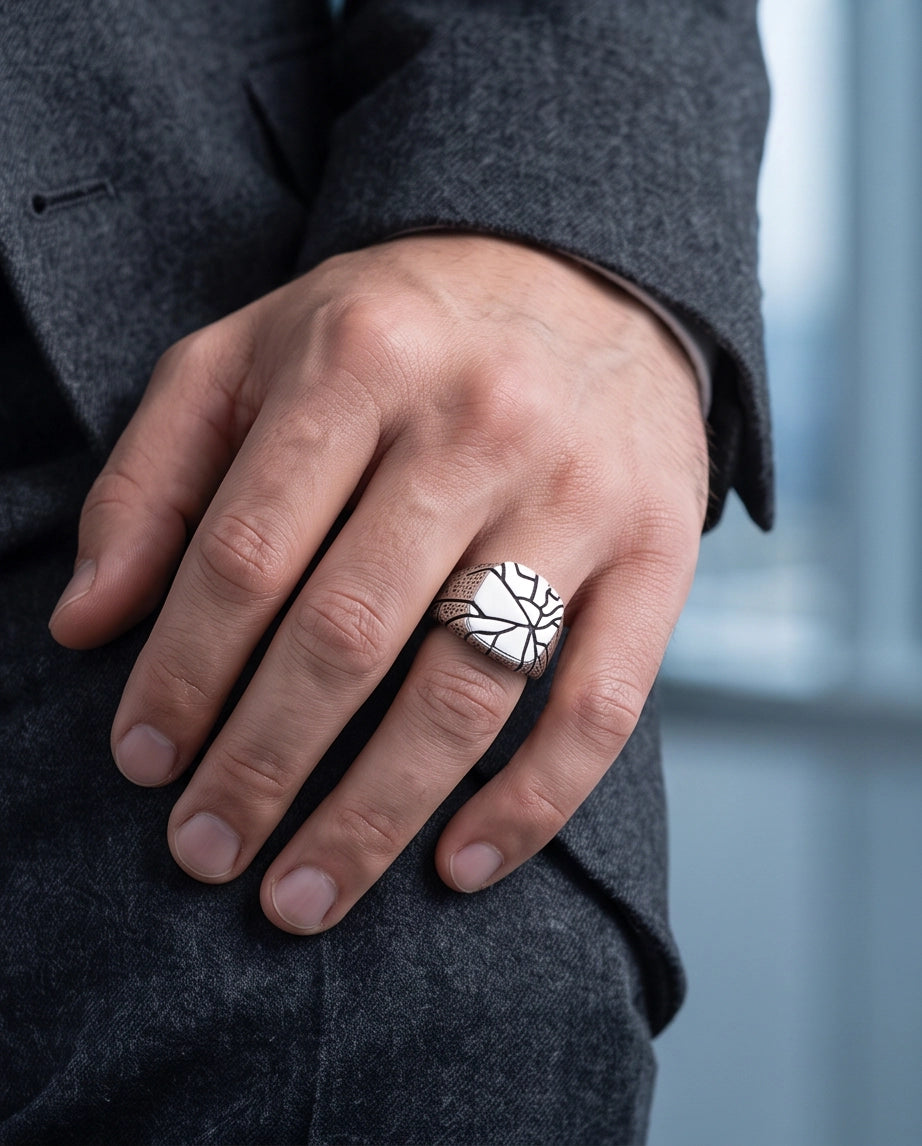 Shattered Earth Cracked Signet Ring