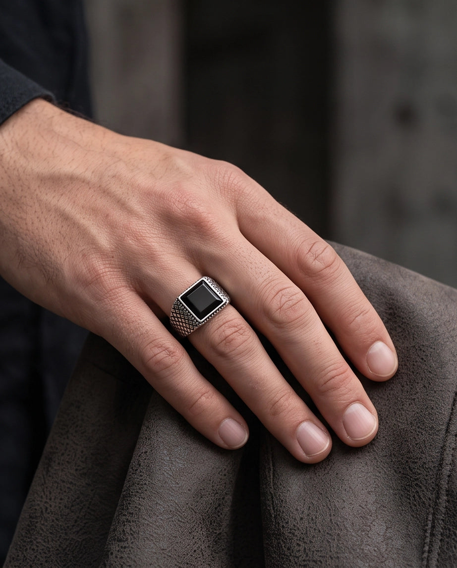 Pyramid Cut Onyx-Style Sawtooth Diamond-Mesh Silver Ring