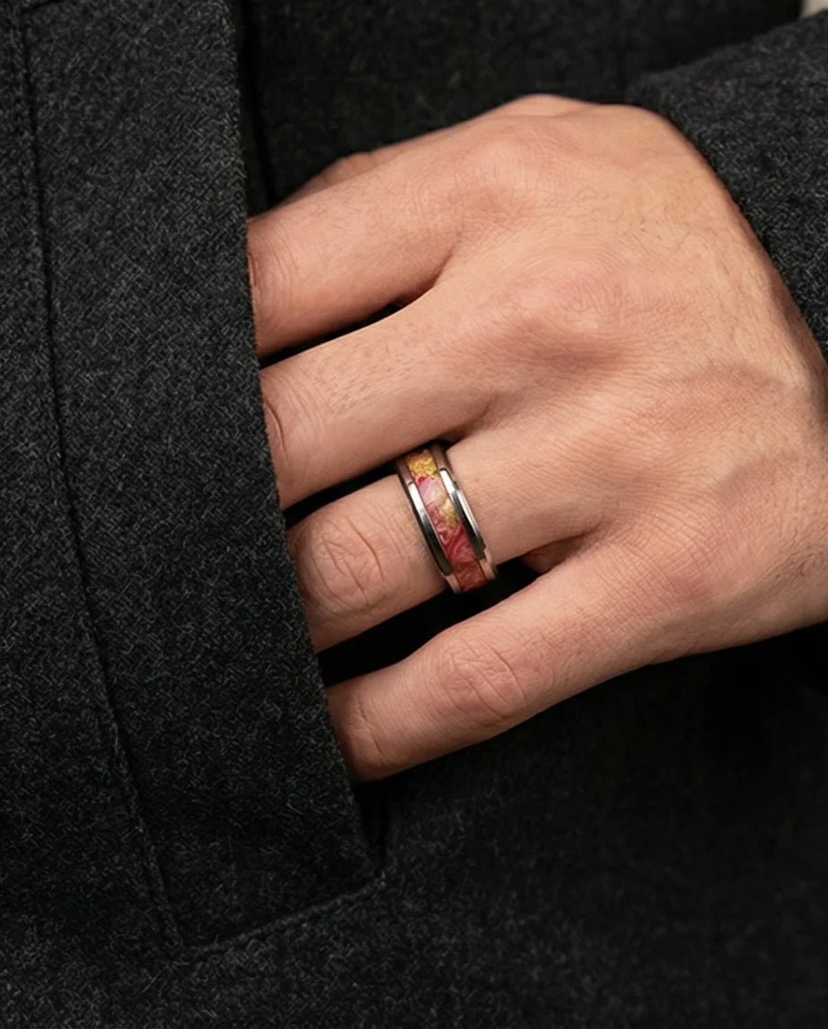 The Radiant Bloom: Polished Floral Inlay Band