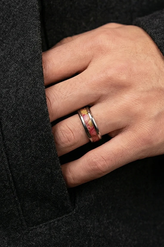 The Radiant Bloom: Polished Floral Inlay Band