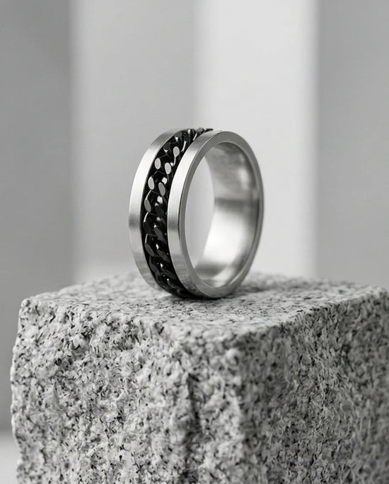 Iron Shadow: High-Contrast Chain Inlay Ring