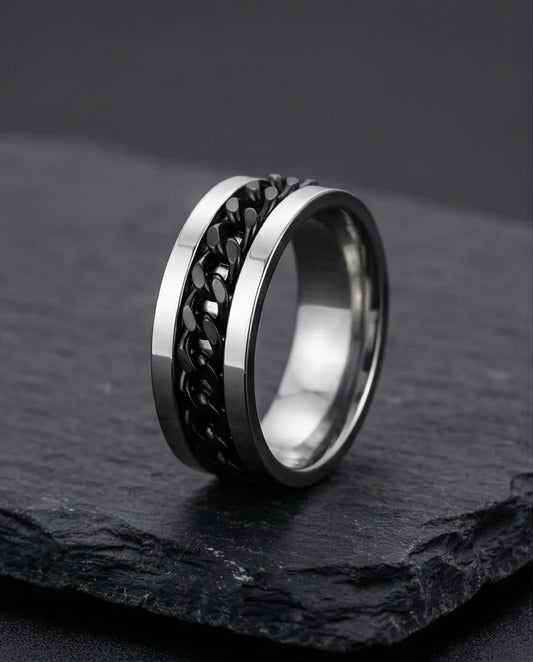 Iron Shadow: High-Contrast Chain Inlay Ring