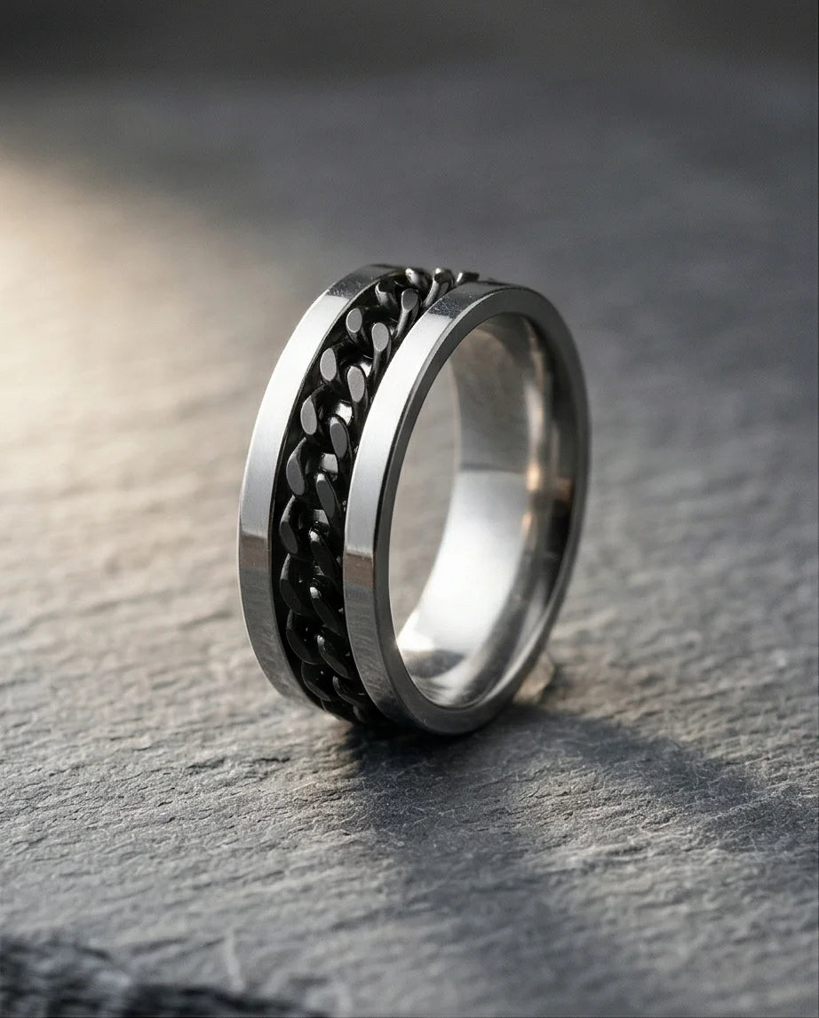 Iron Shadow: High-Contrast Chain Inlay Ring