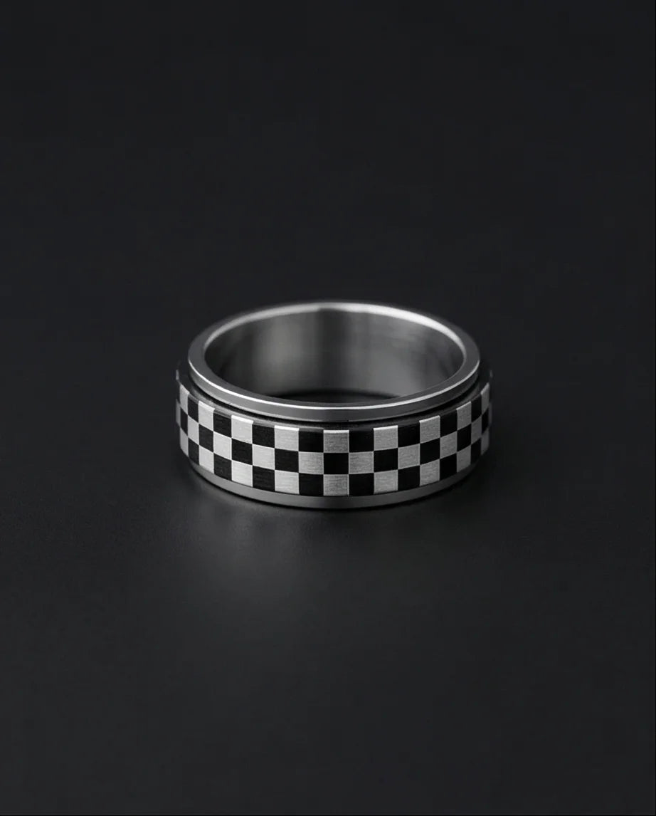 The Grand Prix: Checkered Racing Spinner Band