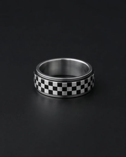 The Grand Prix: Checkered Racing Spinner Band