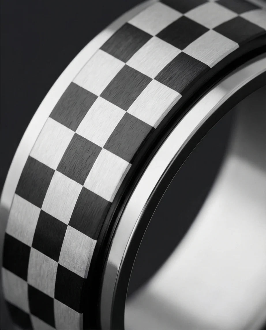 The Grand Prix: Checkered Racing Spinner Band