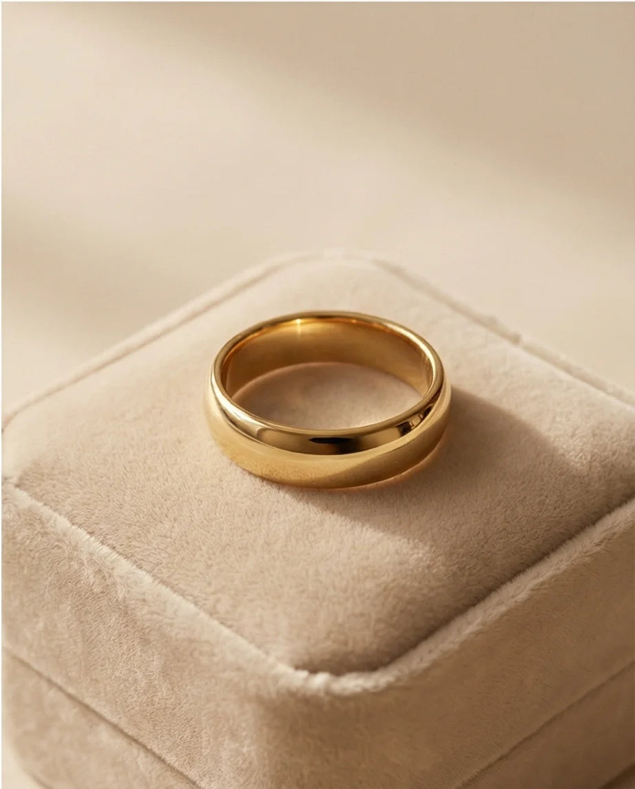 Gilded Elegance: High-Polish Signature Ring