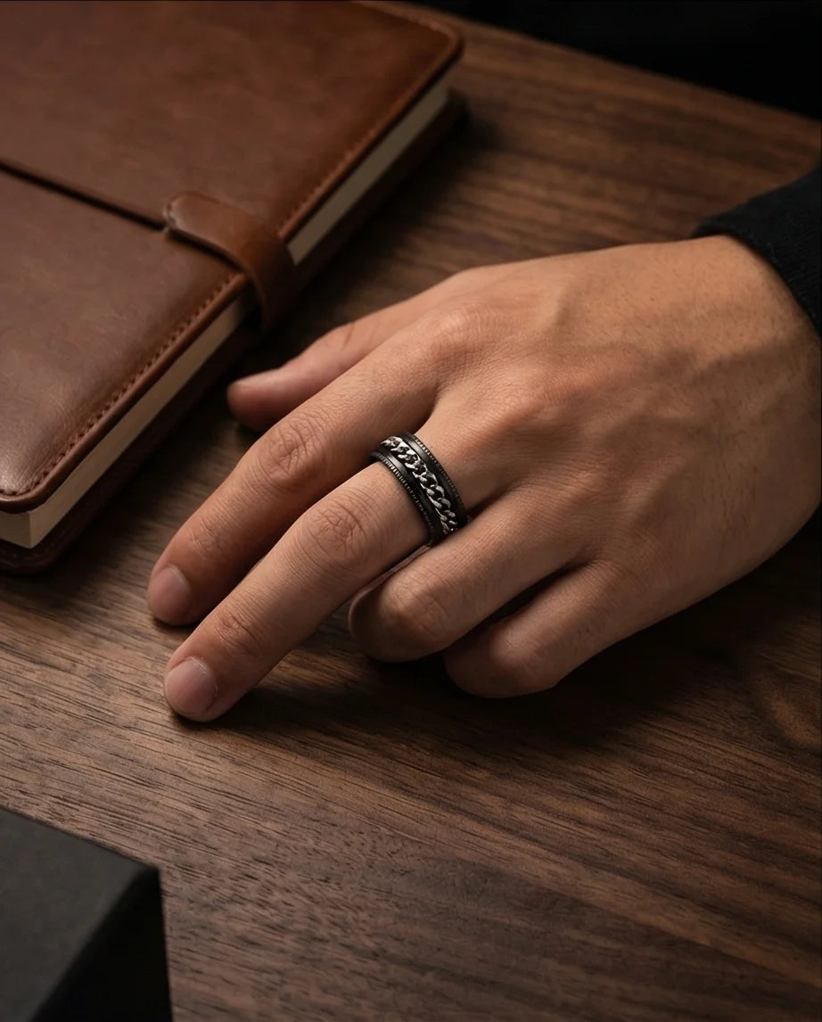 The Contrast Link Band