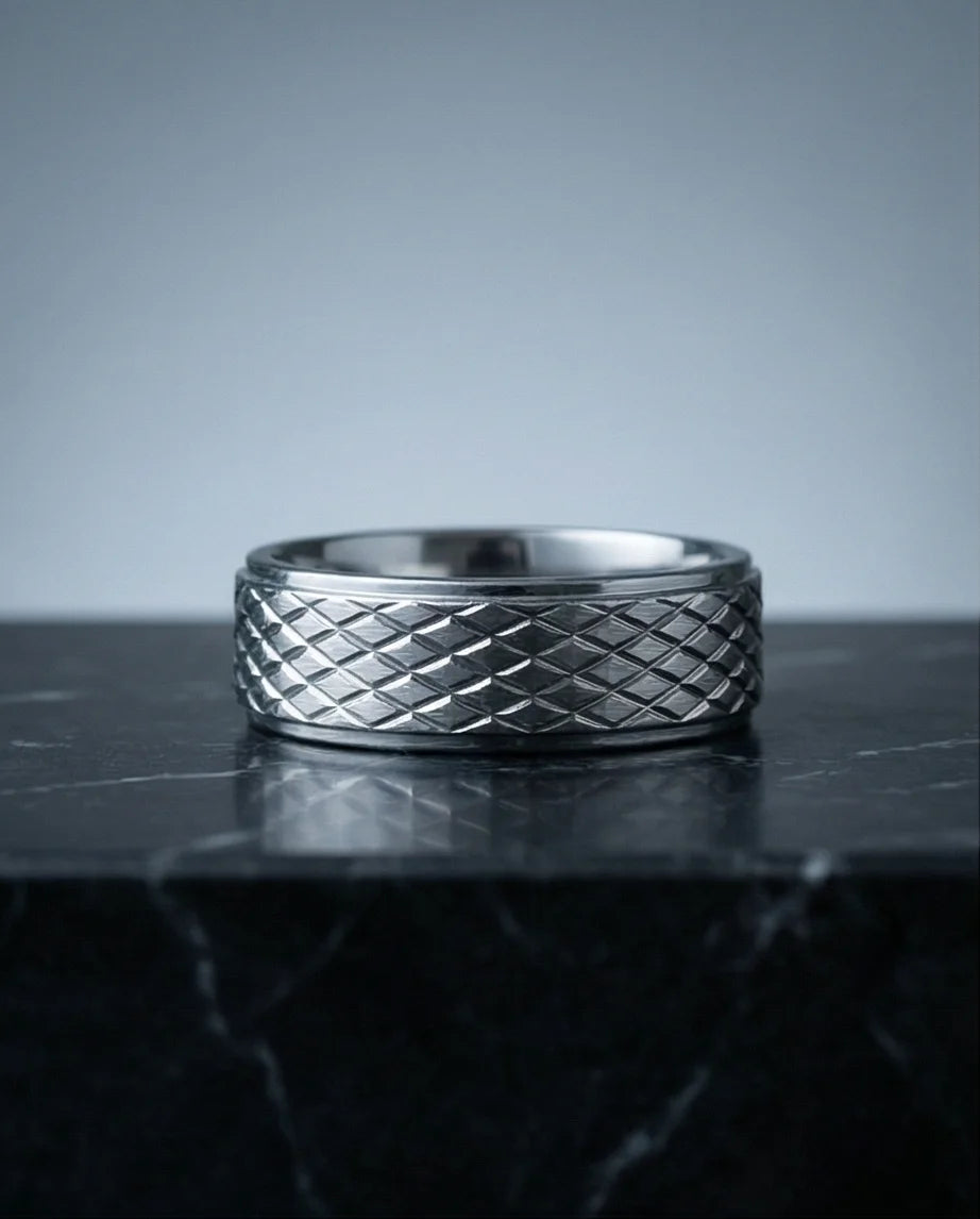 Diamond Meridian: Textured Industrial Statement Ring