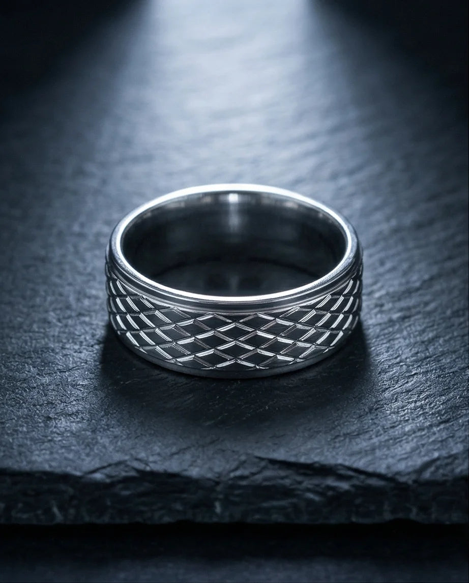 Diamond Meridian: Textured Industrial Statement Ring