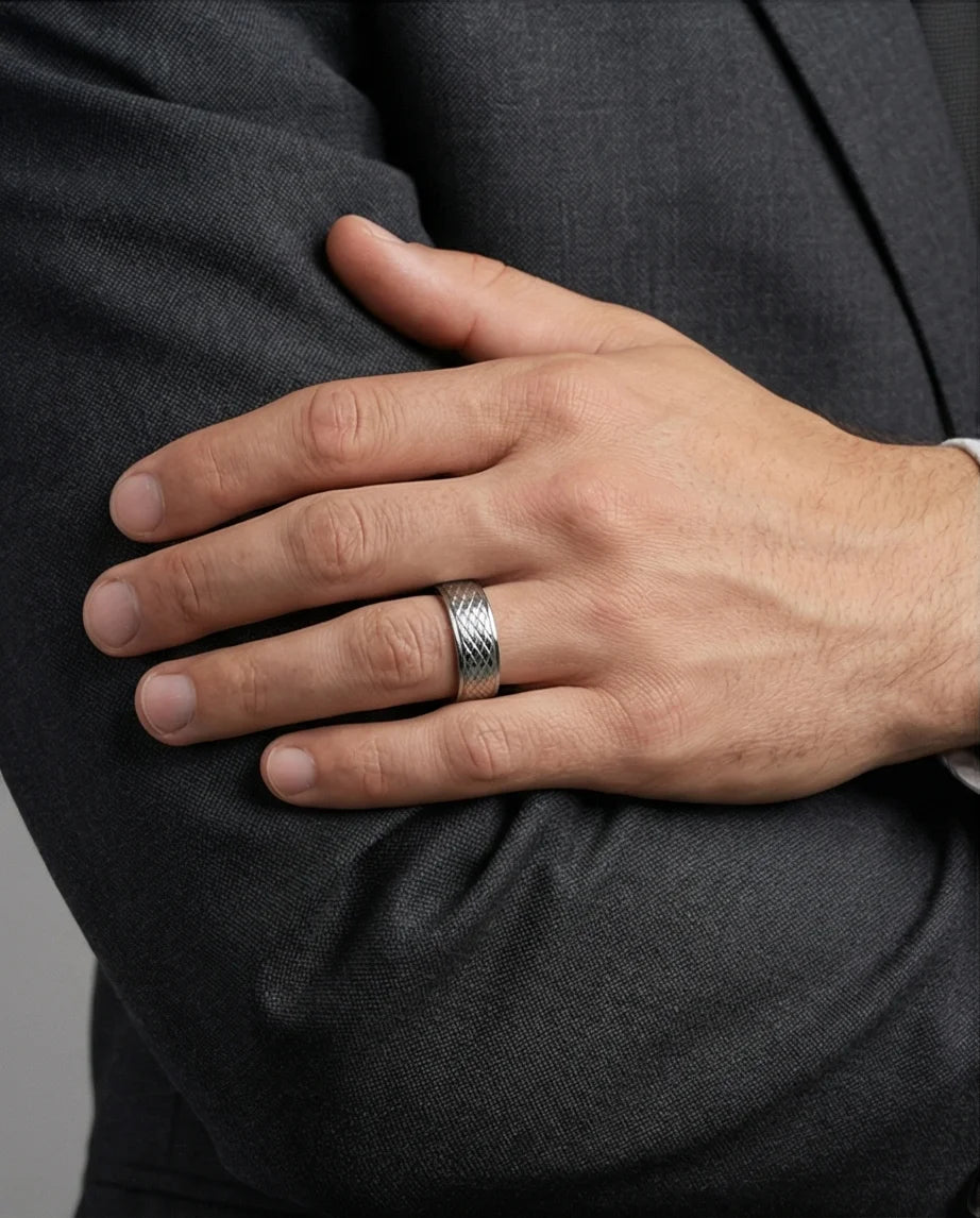 Diamond Meridian: Textured Industrial Statement Ring