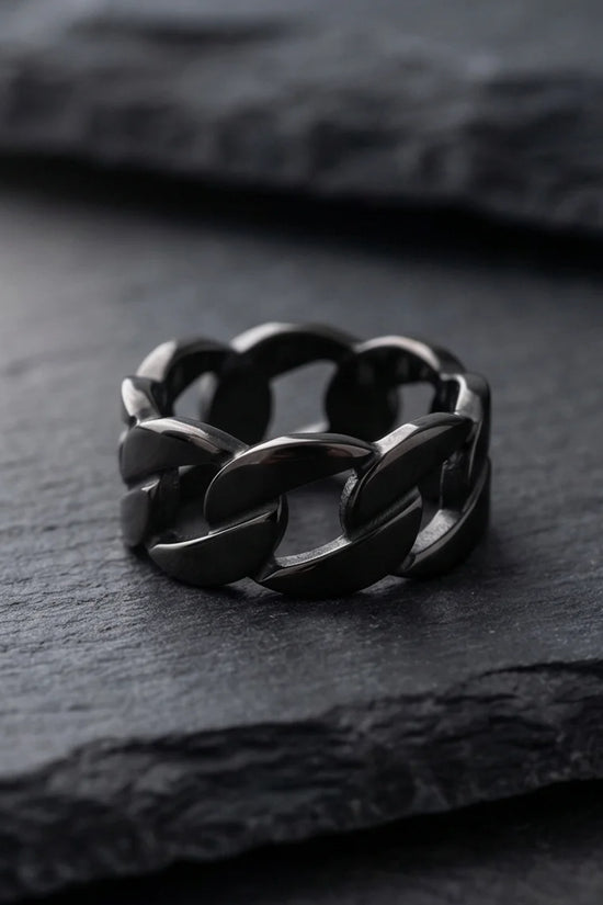 Shadow Bond: Industrial Chain Statement Ring