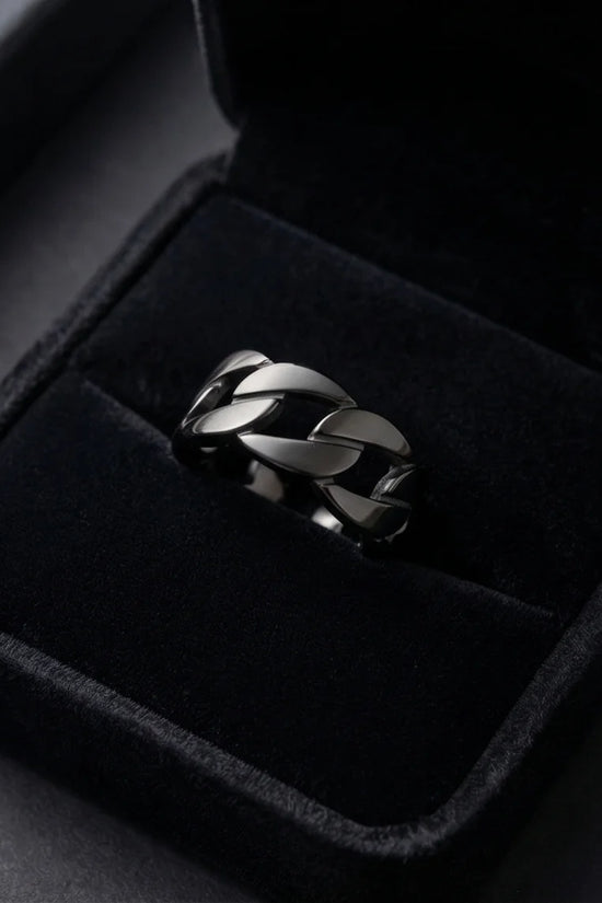 Shadow Bond: Industrial Chain Statement Ring