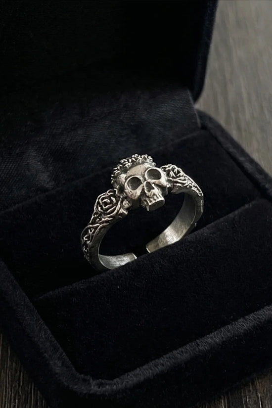 The Eternal Bloom: Gothic Skull & Roses Band