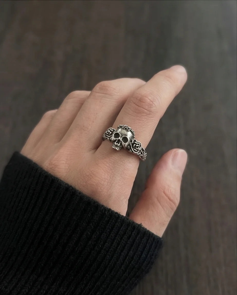 The Eternal Bloom: Gothic Skull & Roses Band