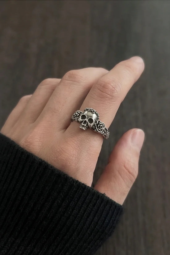 The Eternal Bloom: Gothic Skull & Roses Band
