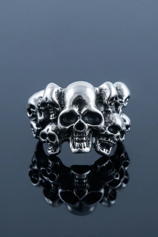 Eternal Shadow: Oxidized Skull Pile Ring