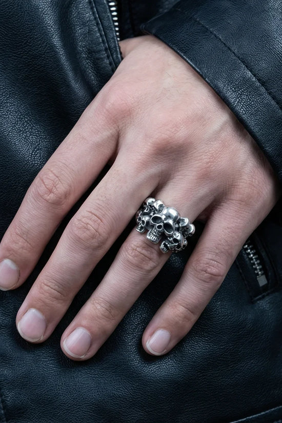 Eternal Shadow: Oxidized Skull Pile Ring