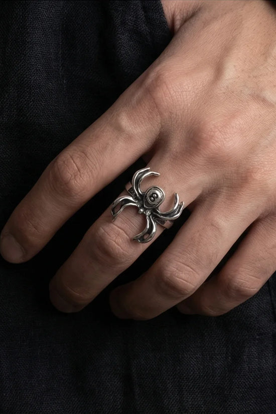 rachnid Hustle: 8-Ball Spider Statement Ring