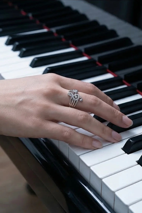 Symphony of Sparkle: Crystal Musical Note Band