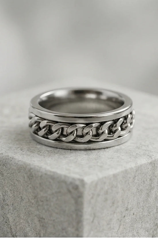Urban Catalyst: Industrial Silver Link Ring