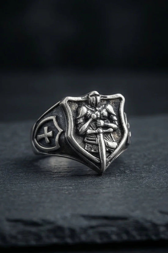 The Knight’s Honor Signet