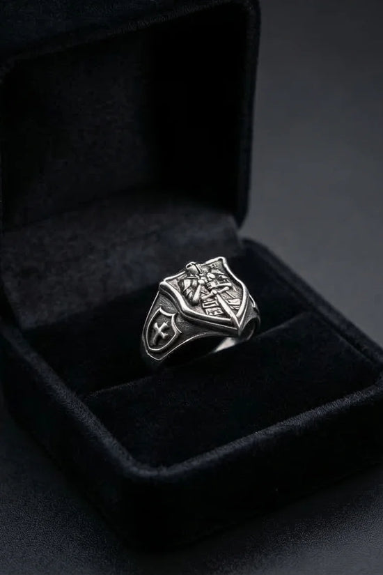 The Knight’s Honor Signet