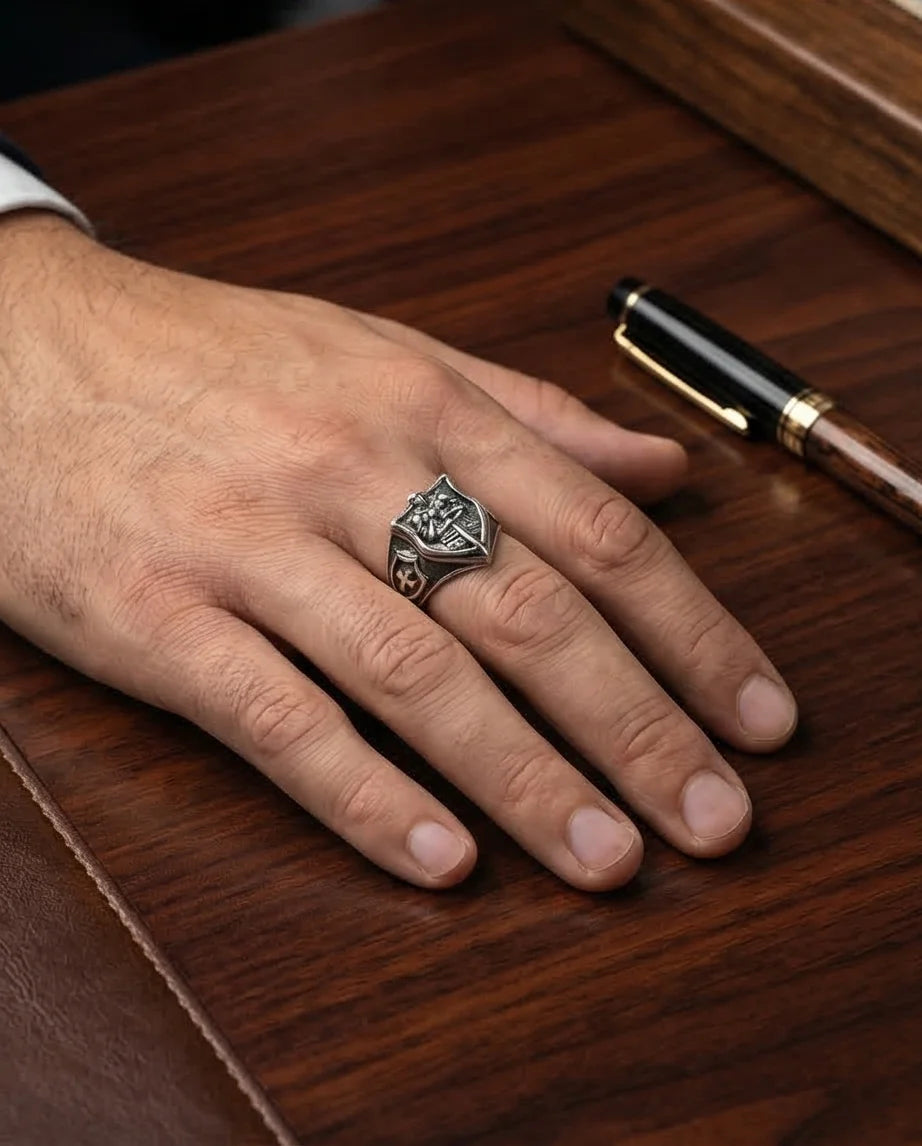 The Knight’s Honor Signet