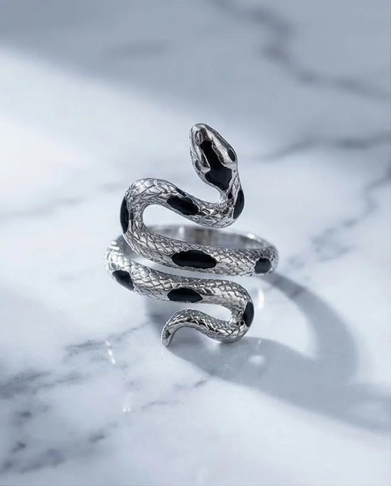 The Spotted Viper Wrap