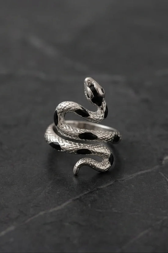 The Spotted Viper Wrap