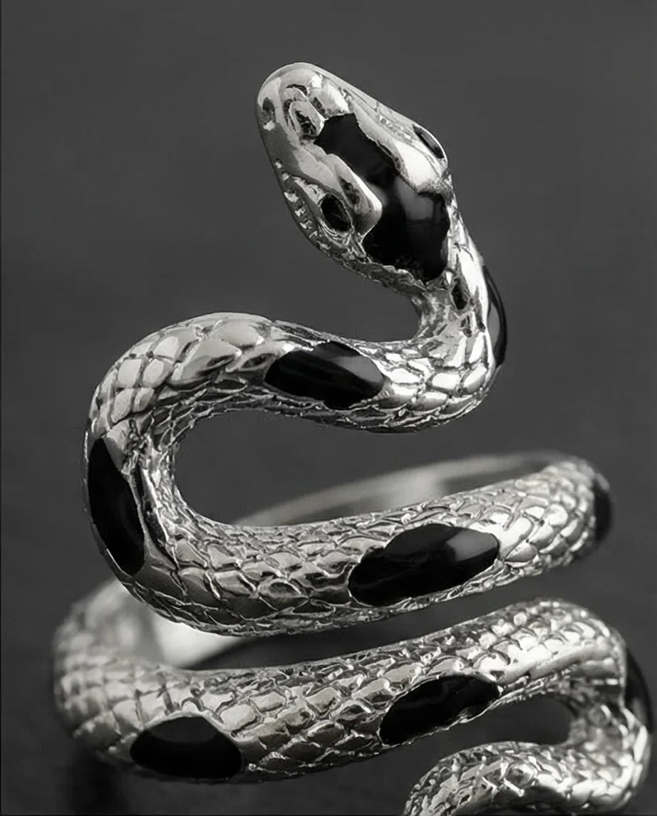 The Spotted Viper Wrap