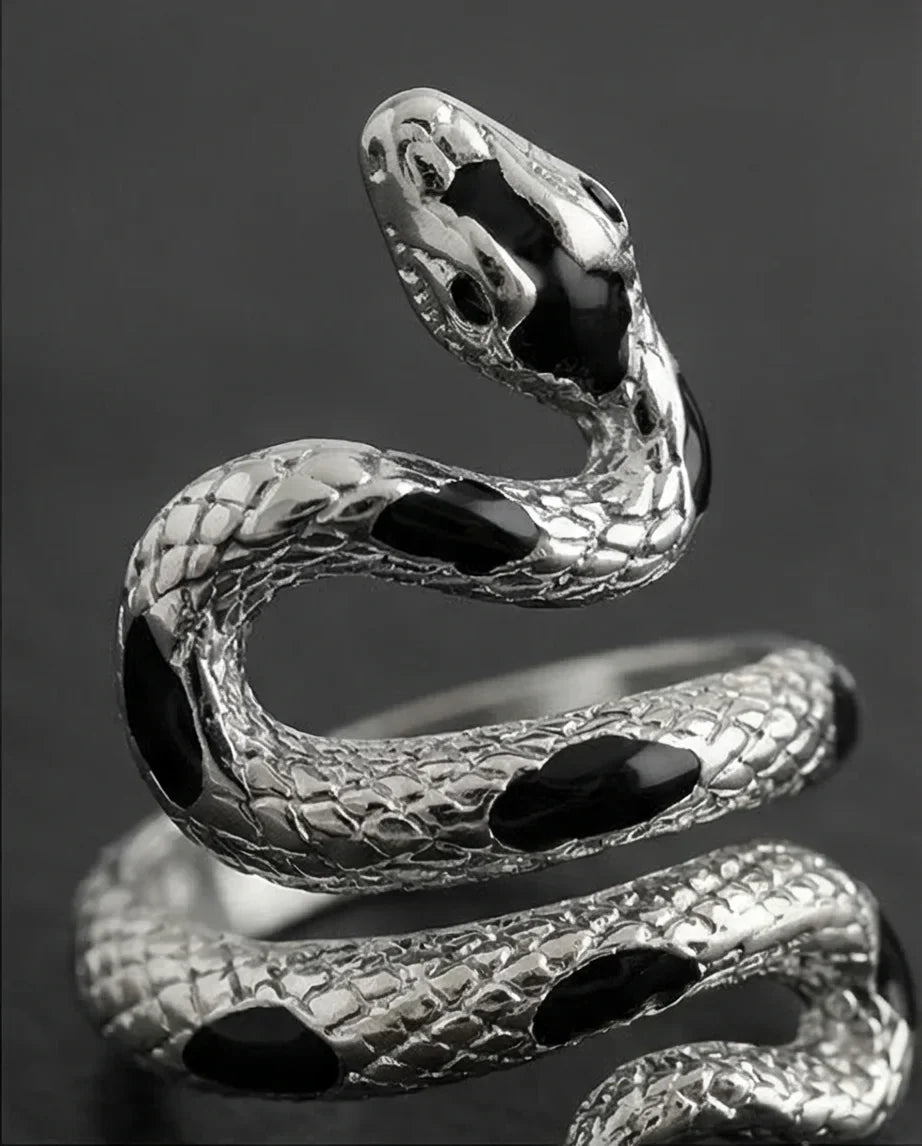 The Spotted Viper Wrap
