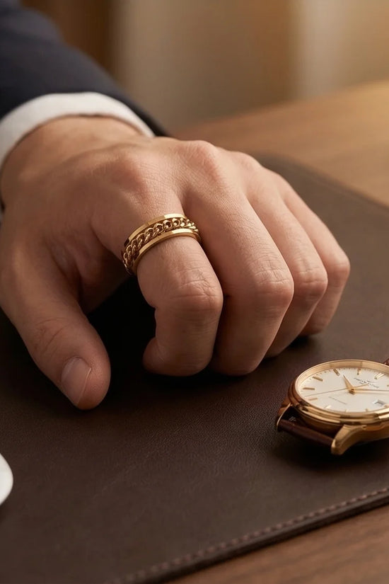 Imperial Dynasty: High-Gloss Gold Spinner Band