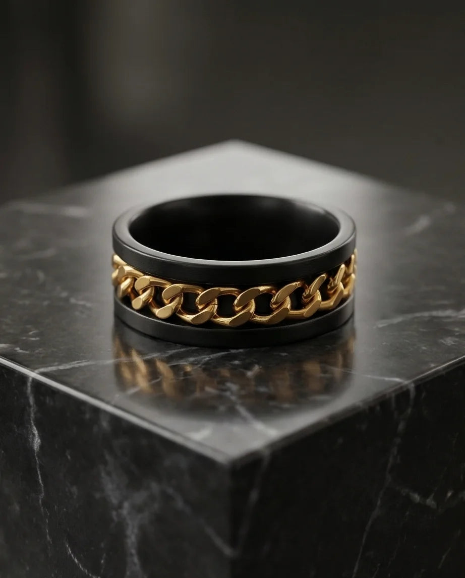 The Gilded Shadow: Black & Gold Curb Chain Ring
