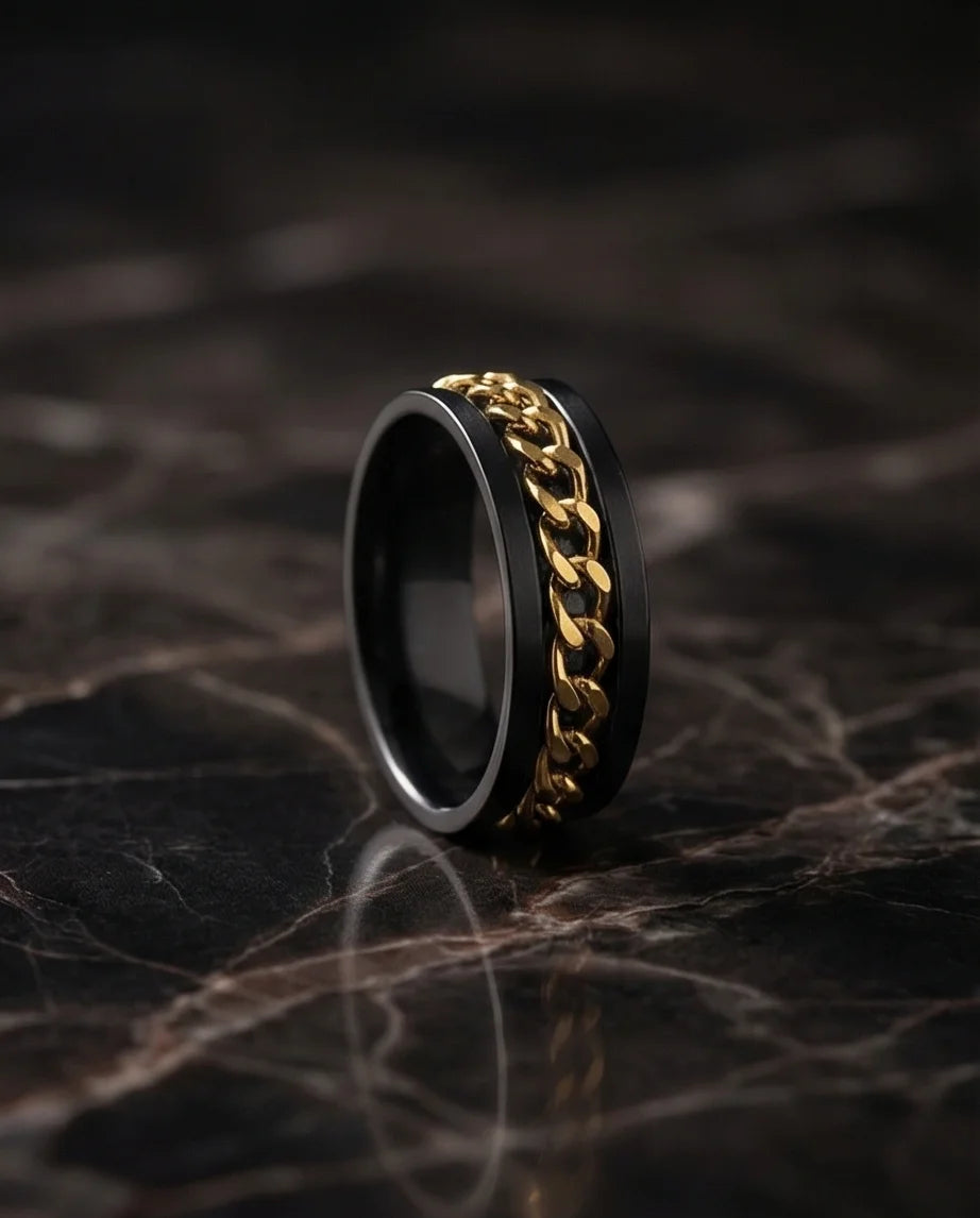 The Gilded Shadow: Black & Gold Curb Chain Ring