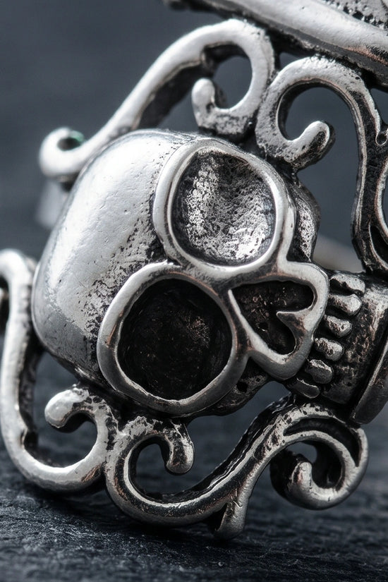 The Royal Rebel: Gothic Skull Filigree Ring