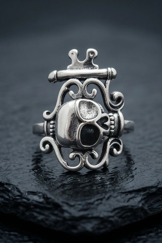 The Royal Rebel: Gothic Skull Filigree Ring