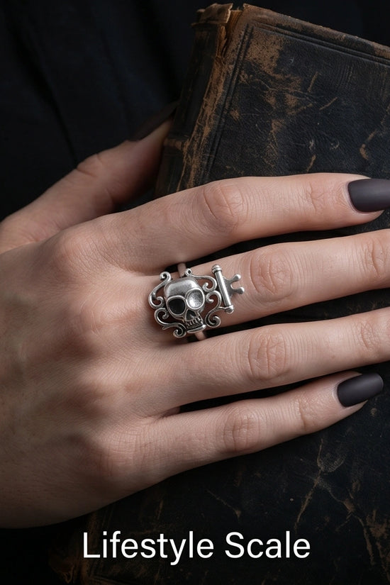 The Royal Rebel: Gothic Skull Filigree Ring