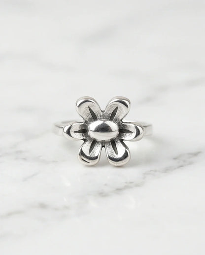 Silver Daisy Blossom Ring