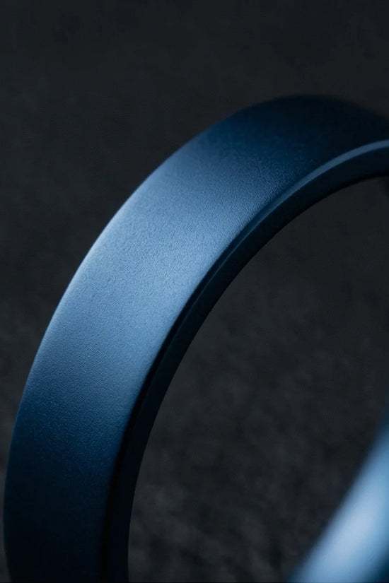 The Cobalt Flux: Minimalist Flat-Edge Azure Band