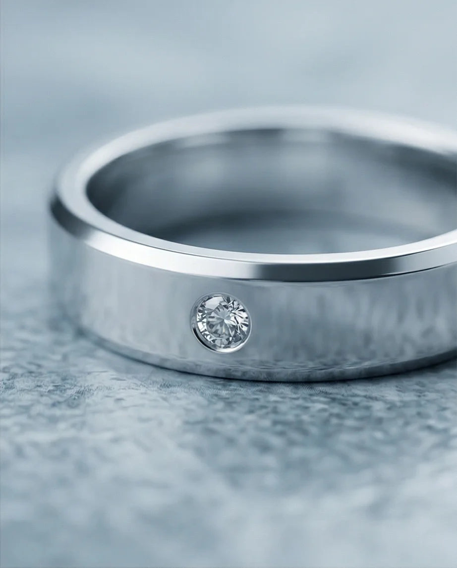 The Sterling Zenith: Minimalist Single-Stone Band