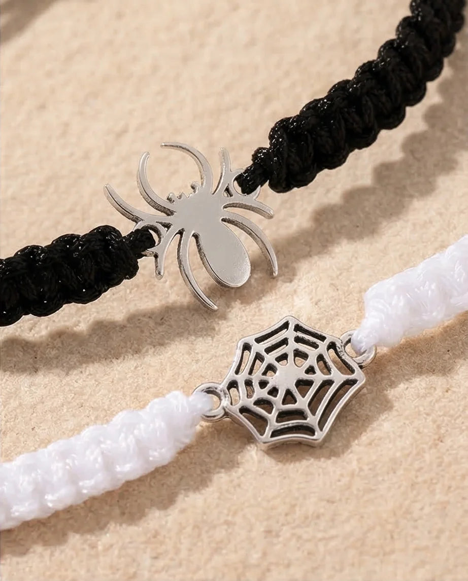 Linked Arachnid: Black & White Connection Set